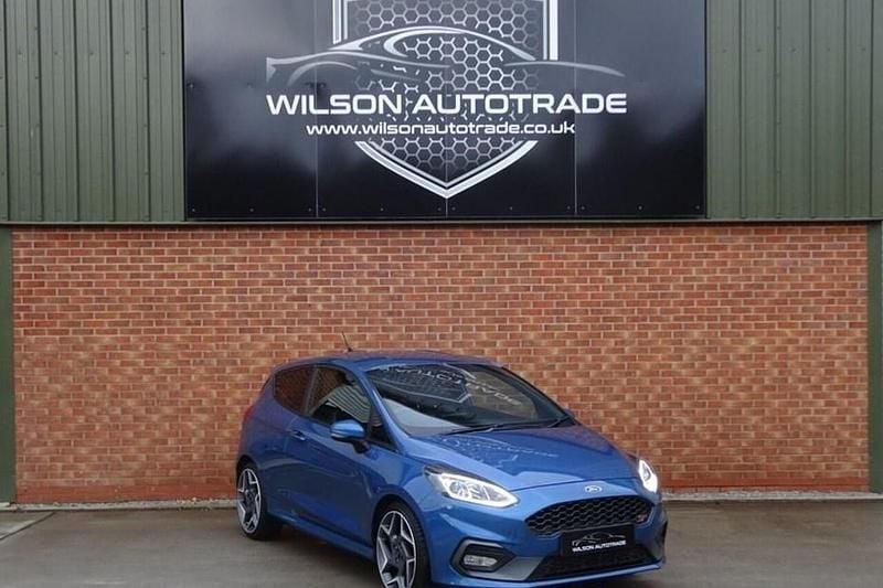 Used Ford Fiesta ST 200 HP (147 kW) 2018 Blue Hatchback