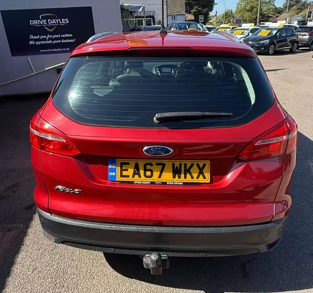 Used Ford Focus Titanium X 120 HP (88 kW) 2017 Red Estate