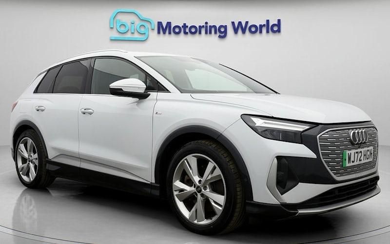 Used Audi Q4 e-tron S-Line 150 kW (204 HP) 2022 White SUV