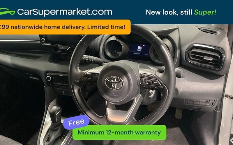 Used Toyota Yaris Hybrid Design 116 HP (85 kW) 2026 Hatchback
