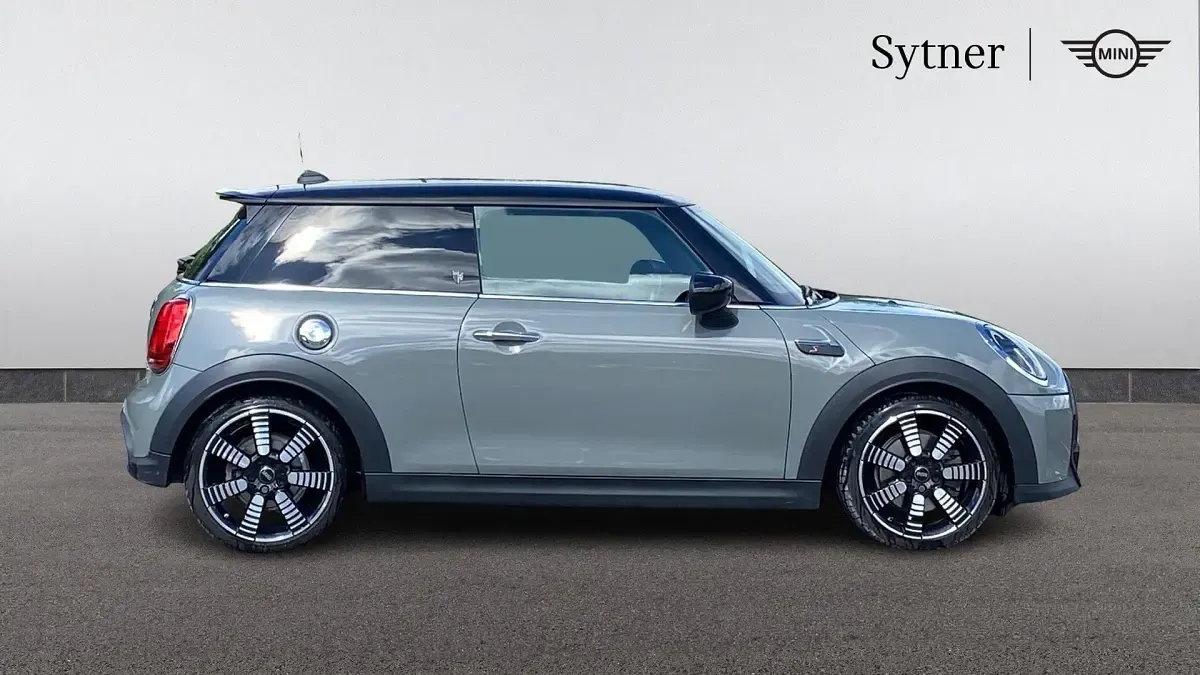 Used Mini Cooper S Exclusive 176 HP (129 kW) 2021 Grey Hatchback
