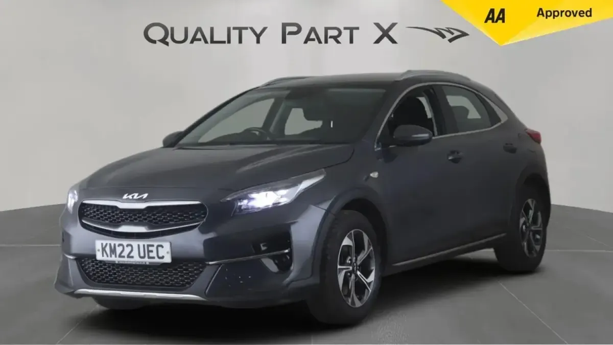 Usado Kia XCeed 2022 Gris SUV