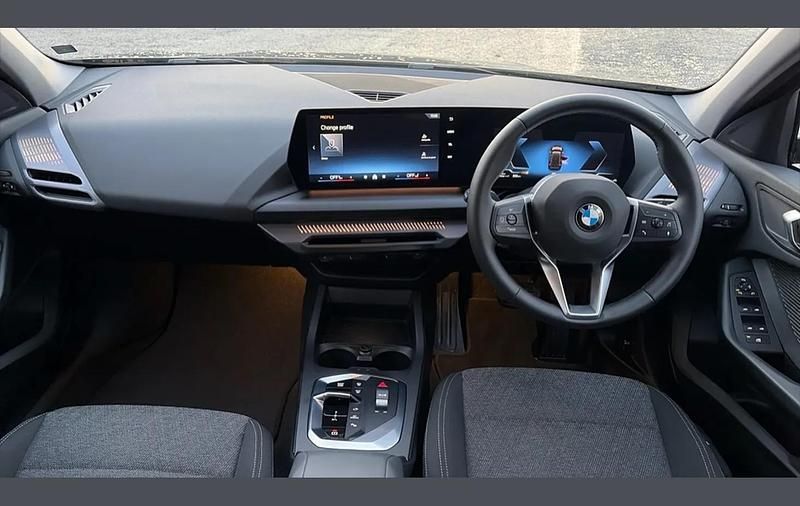 Used BMW 120 Sport Line 154 HP (113 kW) 2025 Black Hatchback