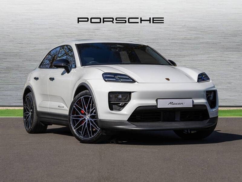 White New 2025 Porsche Macan SUV | £79,940 (Good price) - Image 1/4