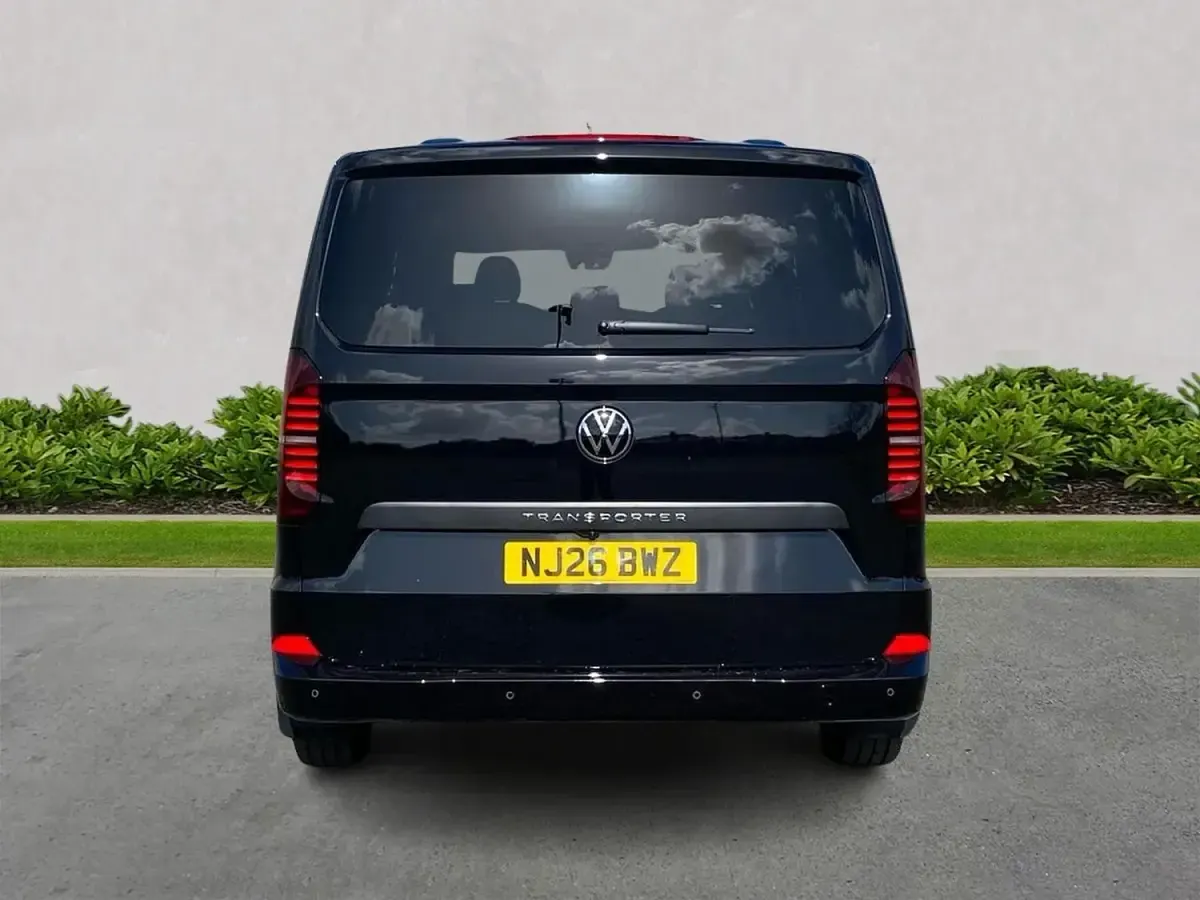 Usado VW Transporter Pro 150 CV (110 kW) 2026 Negro Van