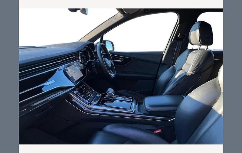 Used Audi Q7 Black Edition 286 HP (210 kW) 2021 Black SUV