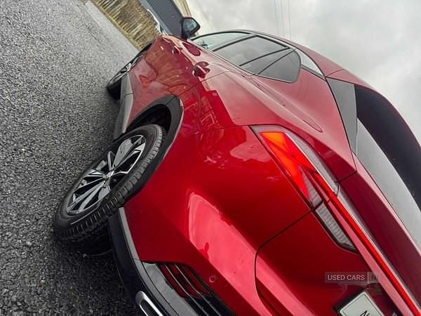 New MG HS SE 2026 Red SUV