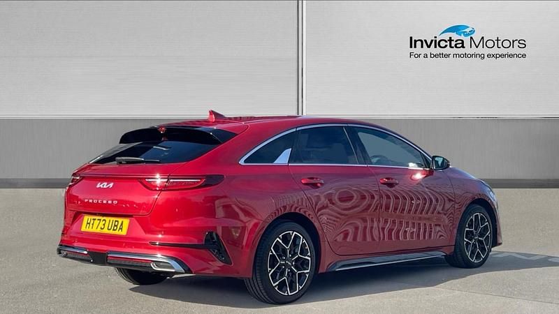 Used Kia ProCeed GT-Line 157 HP (115 kW) 2024 Red Estate