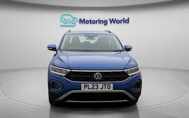 Usado VW T-Roc S 110 CV (80 kW) 2023 Azul SUV