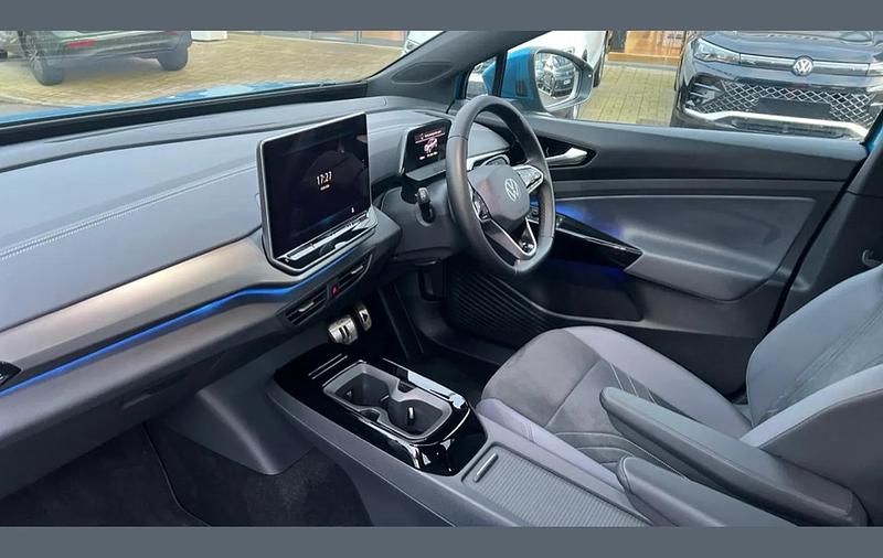 Used VW ID.5 Pro 210 kW (286 HP) 2025 Costa azule black SUV