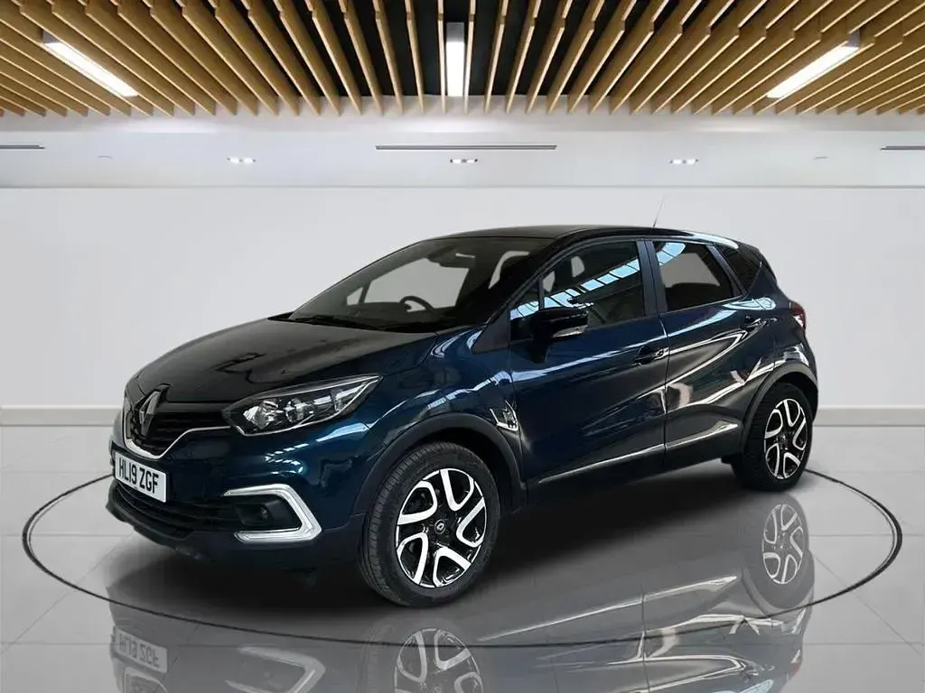 Used Renault Captur Iconic 90 HP (66 kW) 2019 Blue/black SUV