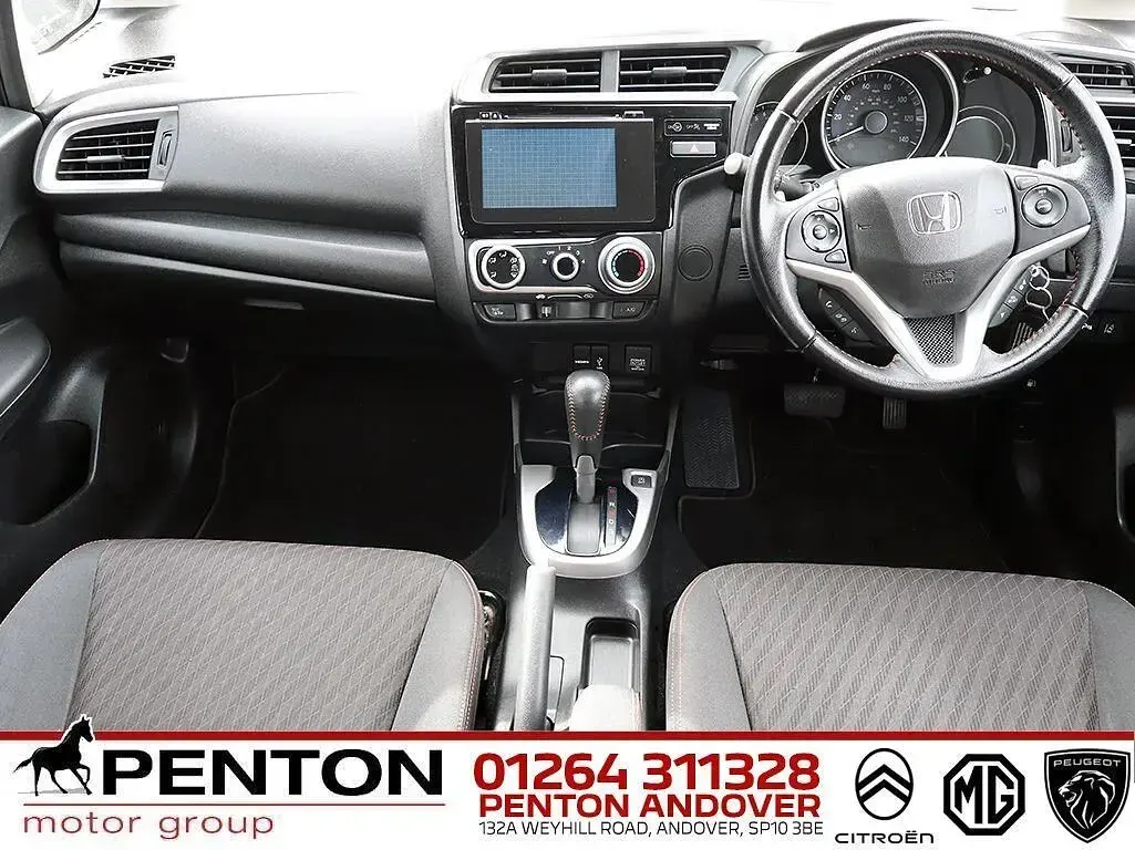Second-hand Honda Jazz Sport 130 CP (95 kW) 2018 Gri Hatchback
