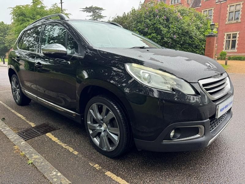 Onyx black Used 2015 Peugeot 2008 S SUV | £4,600 (Fair price) - Image 1/4