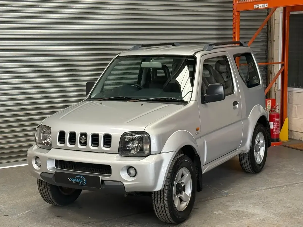 Used Suzuki Jimny 2005 Silver SUV