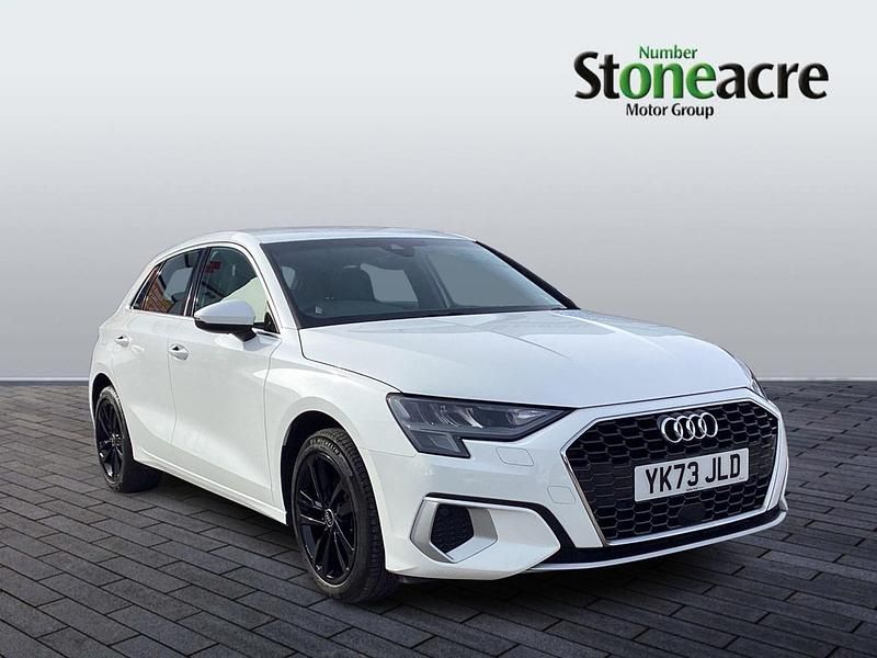Used Audi A3 Sportback Sport 110 HP (80 kW) 2024 White Hatchback