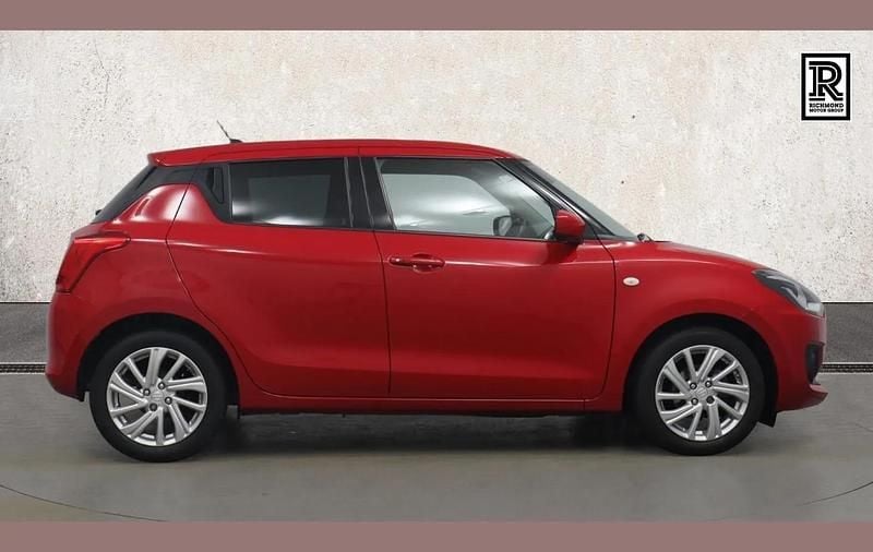 Used Suzuki Swift SZ-T 83 HP (61 kW) 2021 Red Hatchback