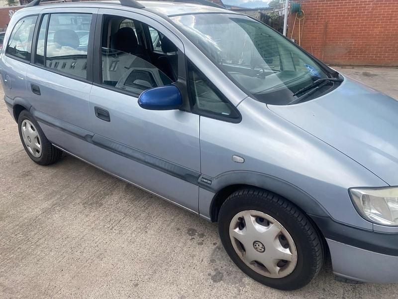 Grey Used 2002 Vauxhall Zafira Comfort MPV | £1,195 (Fair price) - Image 1/4