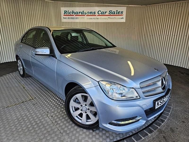 Begagnad Mercedes C220 Executive 2013 Silver Sedan