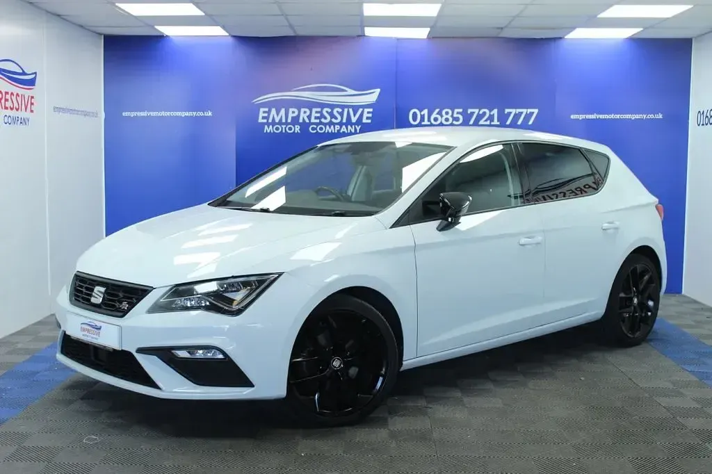Used Seat Leon FR 125 HP (91 kW) 2018 White Hatchback