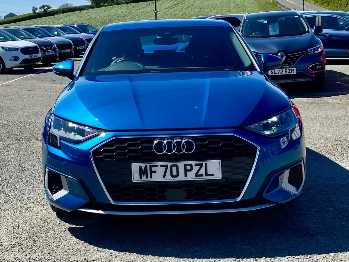 Used Audi A3 Sportback Sport 150 HP (110 kW) 2020 Blue Hatchback