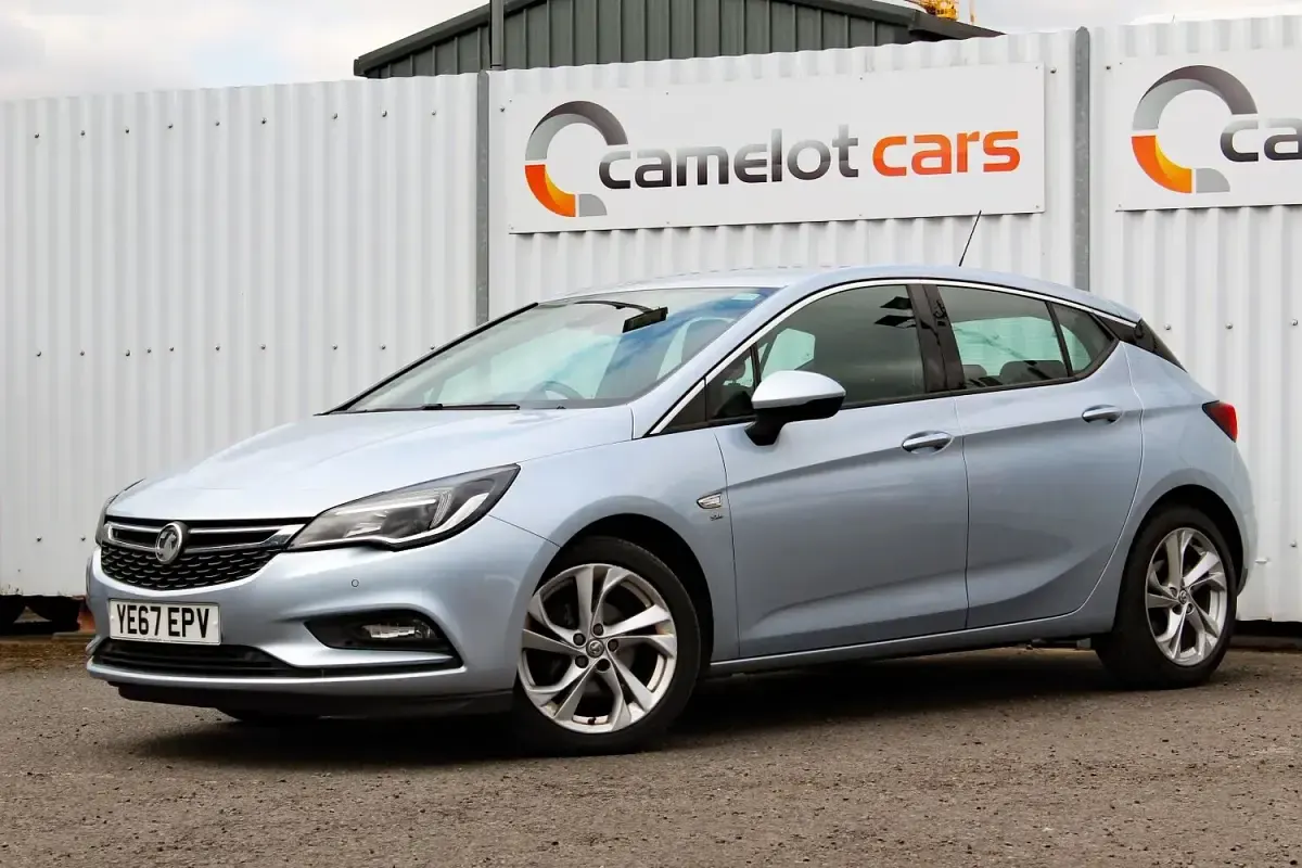 Used Vauxhall Astra SRi 2017 Silver Hatchback