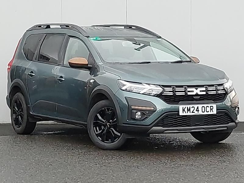 Green Used 2024 Dacia Jogger Extreme MPV | £16,998 (Fair price) - Image 1/4