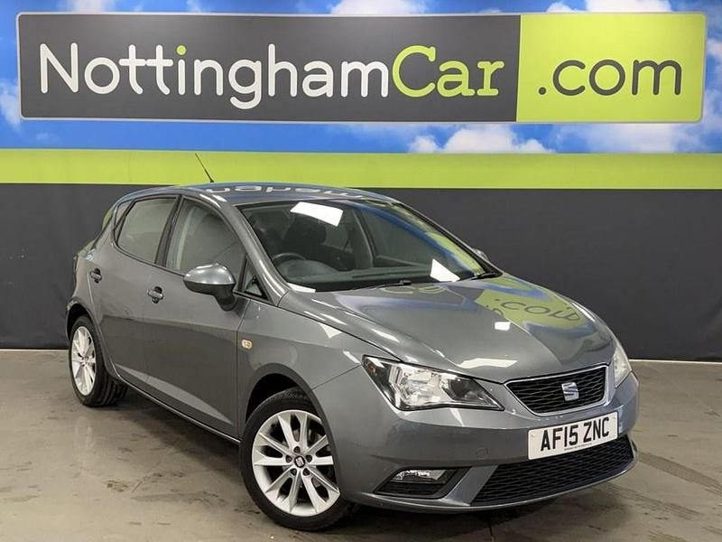 Usado Seat Ibiza 85 CV (62 kW) 2015 Gris Utilitario