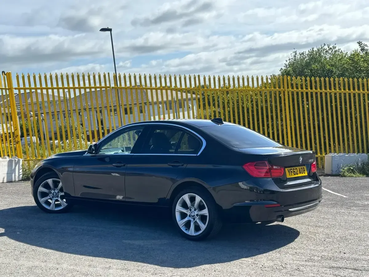 Used BMW 320 Luxury Line 181 HP (133 kW) 2012 Black Sedan