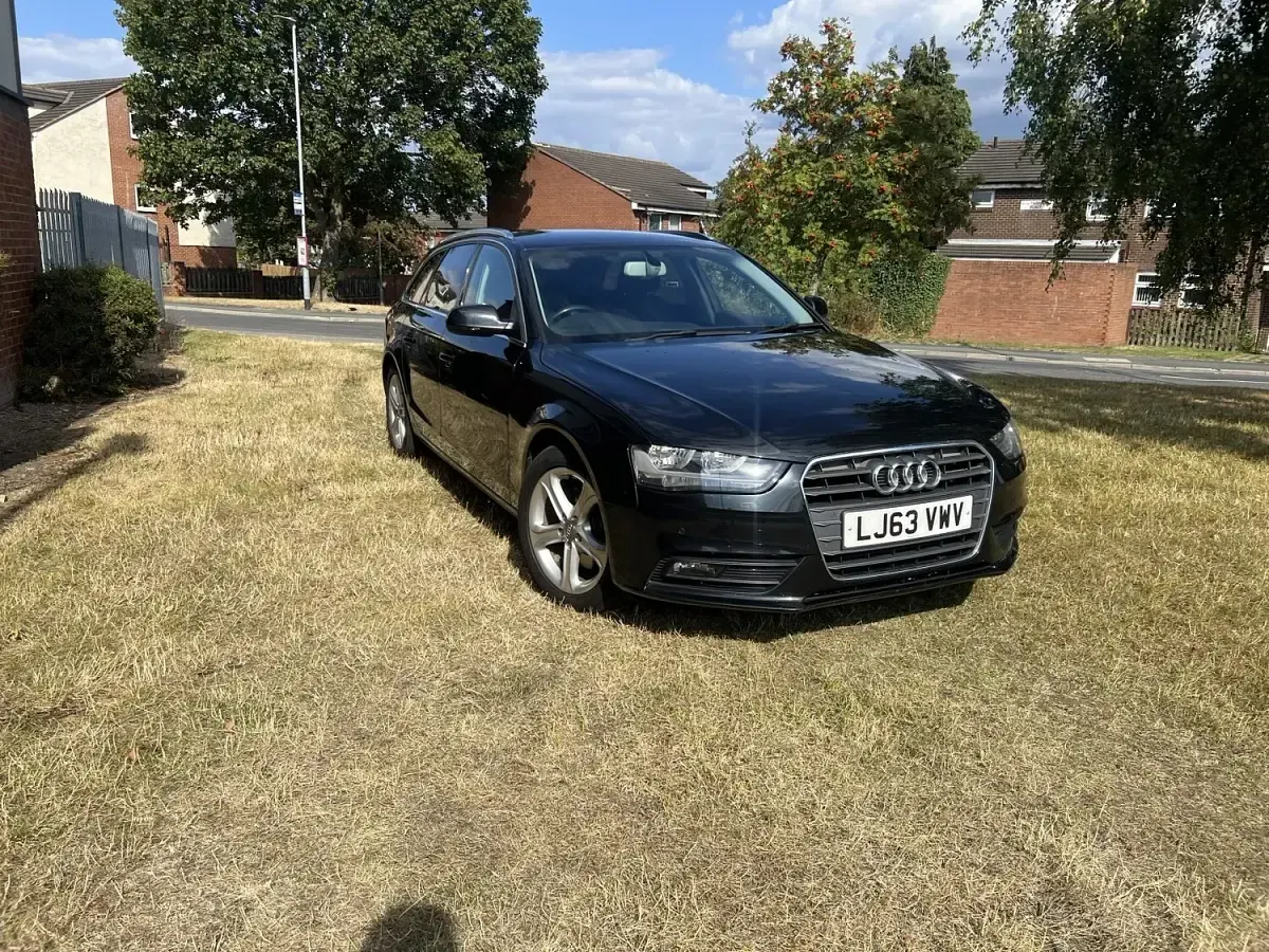 Used Audi A4 147 HP (108 kW) 2013 Black Estate