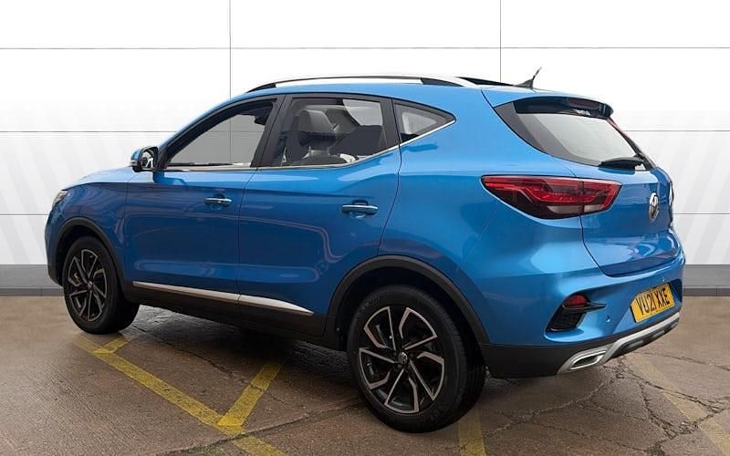 Used MG ZS Exclusive 111 HP (81 kW) 2024 Hatchback