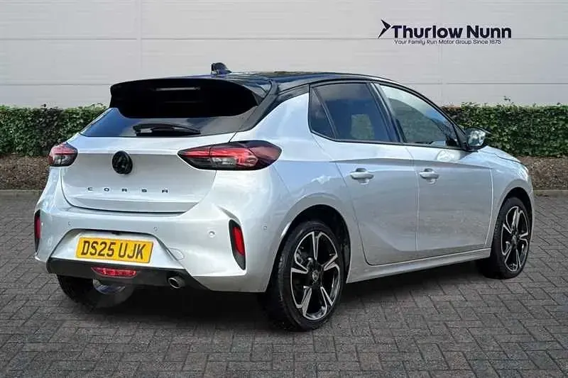 Second-hand Vauxhall Corsa Ultimate 100 CP (73 kW) 2025 Gri Hatchback