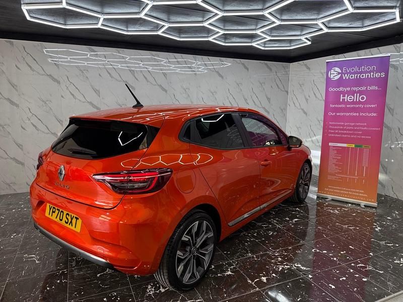 Used Renault Clio V Iconic 100 HP (73 kW) 2020 Orange Hatchback