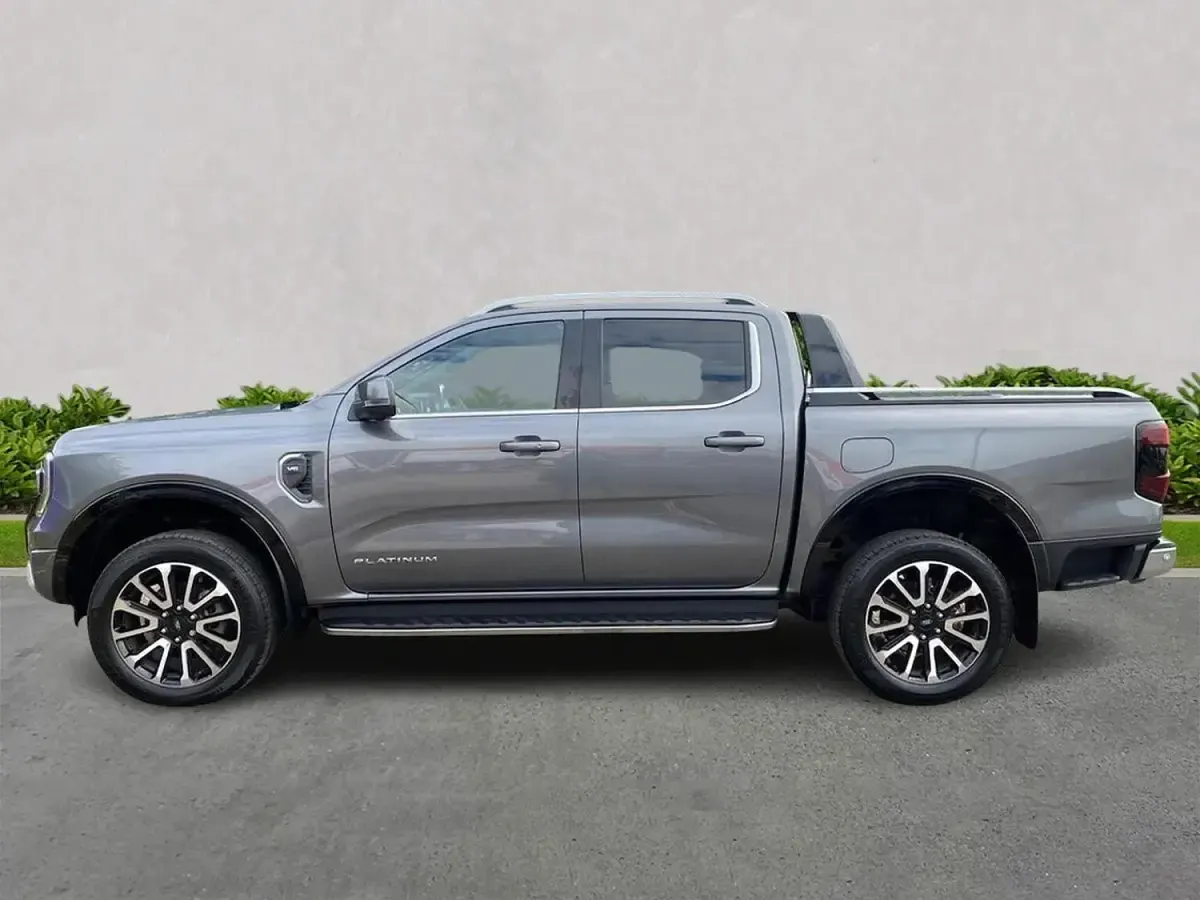 Second-hand Ford Ranger Platinum 2023 Gri Pickup