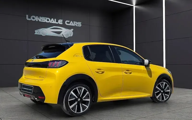 Used Peugeot 208 GT-line 102 HP (75 kW) 2020 Hatchback
