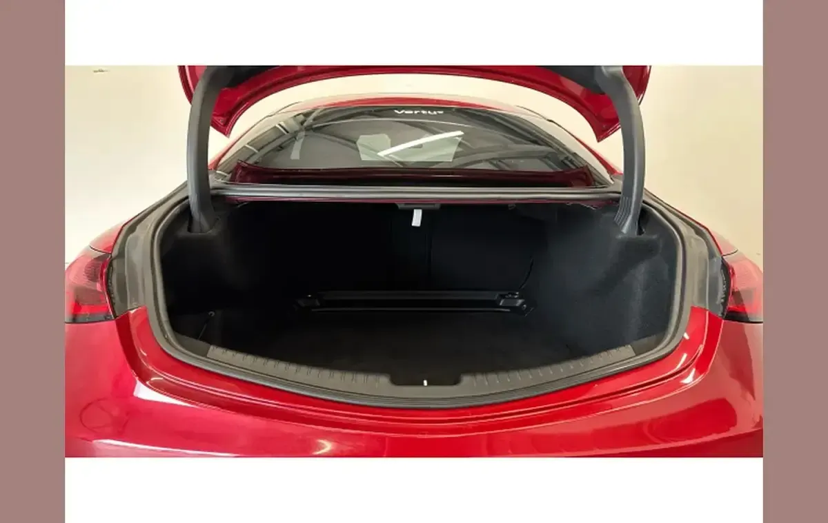Used Mercedes CLE300 Edition 254 HP (186 kW) 2024 Red Coupe