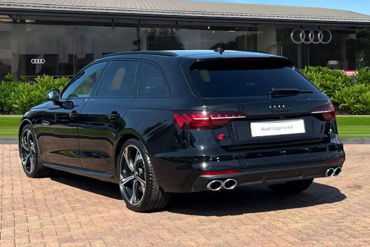 Used Audi S4 Black Edition 341 HP (250 kW) 2023 Black Estate