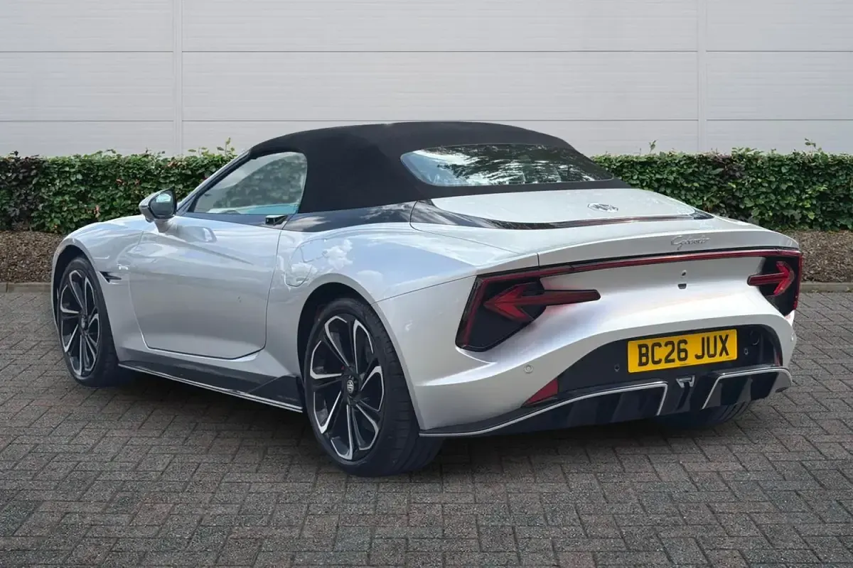 Used MG Cyberster 375 kW (510 HP) 2026 Metallic  cosmic silver Cabriolet