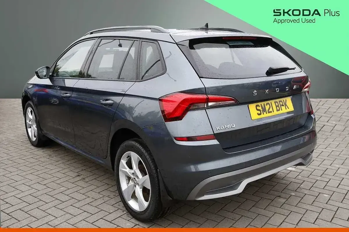 Used Skoda 110 R SE Drive 81 HP (59 kW) 2021 Quartz grey metallic Estate