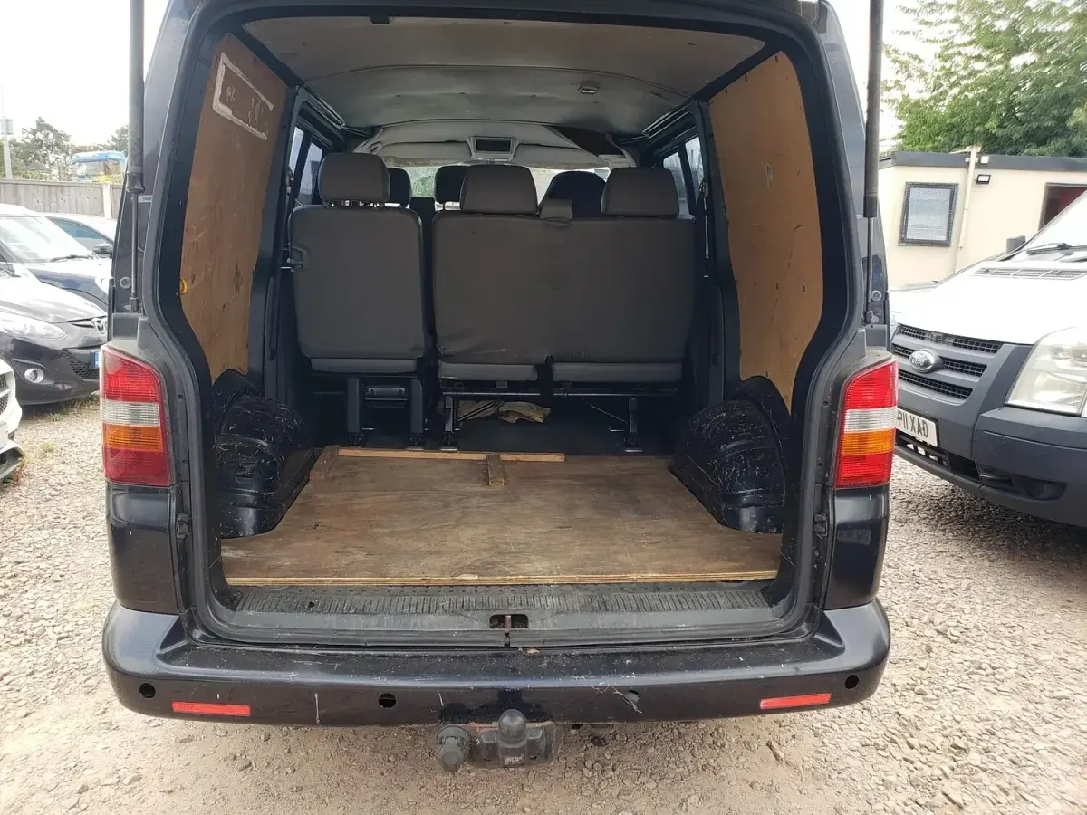 Used VW T5 130 HP (95 kW) 2006 Black Van