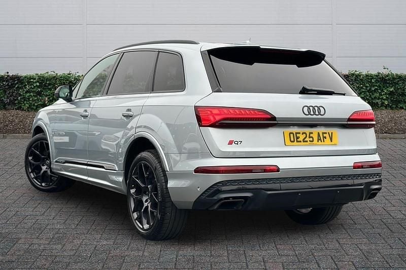Used Audi Q7 Black Edition 281 HP (206 kW) 2023 Grey SUV