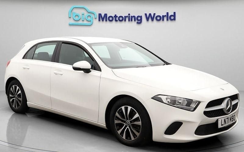Used 2022 Mercedes A180 SE Hatchback | £17,000 (Good price) - Image 1/4