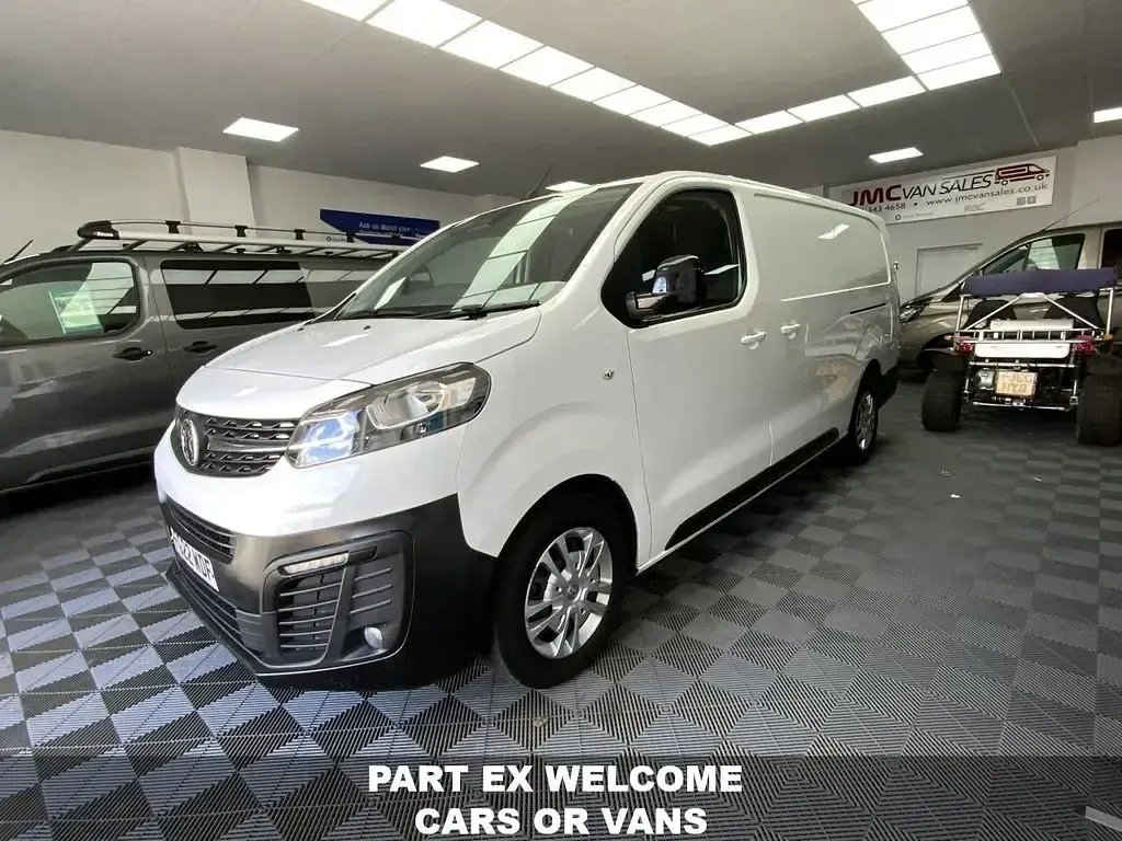 Usado Vauxhall Vivaro Sportive 2022 Blanco Monovolumen