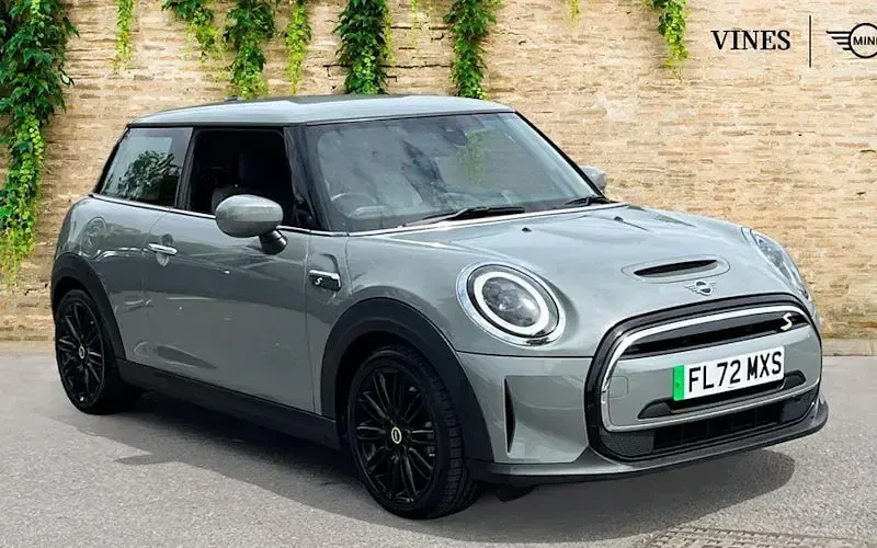 Used Mini Cooper Level 2 135 kW (184 HP) 2023 Hatchback