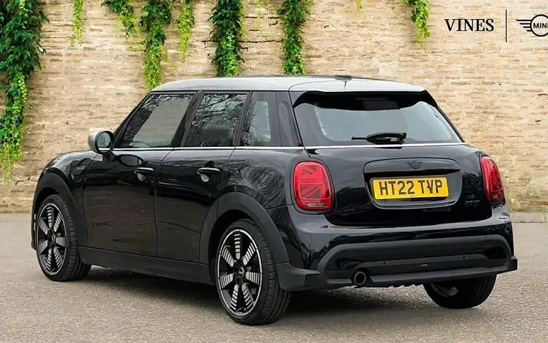 Used Mini Cooper Exclusive 136 HP (100 kW) 2022 Black Hatchback