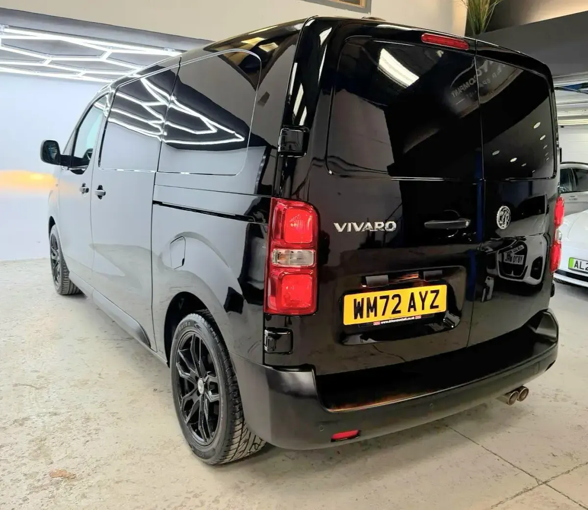 Used Vauxhall Vivaro S 120 HP (88 kW) 2022 Black MPV