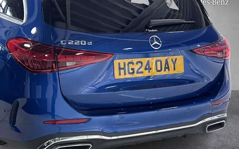 Used Mercedes C220 AMG line 200 HP (147 kW) 2024 Blue Estate