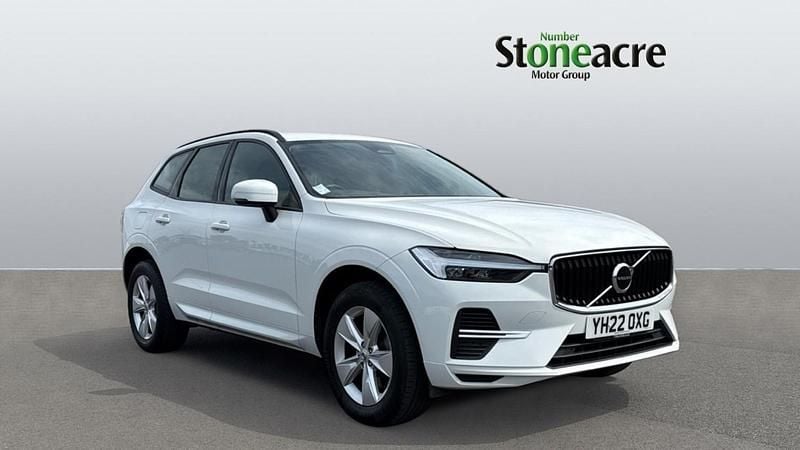 White Used 2022 Volvo XC60 Momentum SUV | £28,000 (Fair price) - Image 1/3