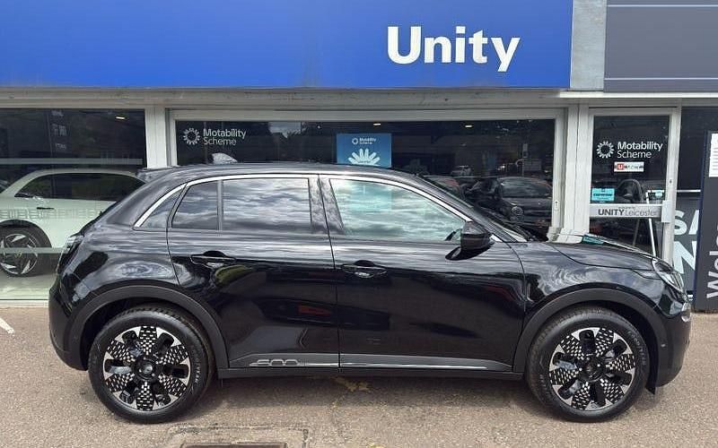 New Fiat 600 101 HP (74 kW) 2025 SUV