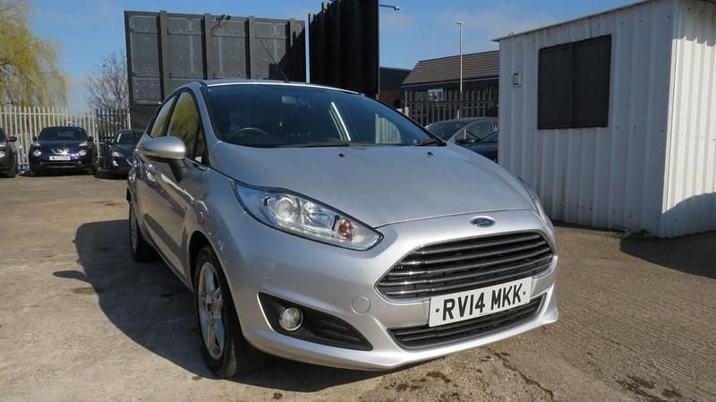 Used Ford Fiesta Zetec 2014 Silver Hatchback