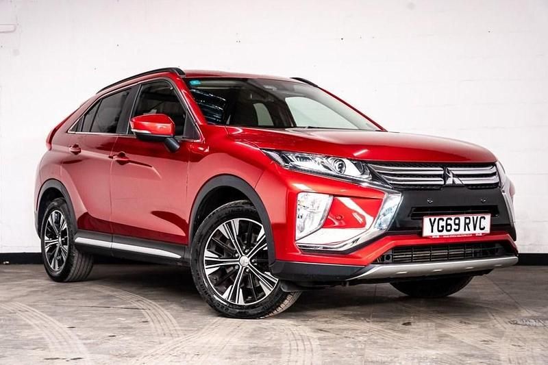Used Mitsubishi Eclipse 163 HP (119 kW) 2019 Red Hatchback